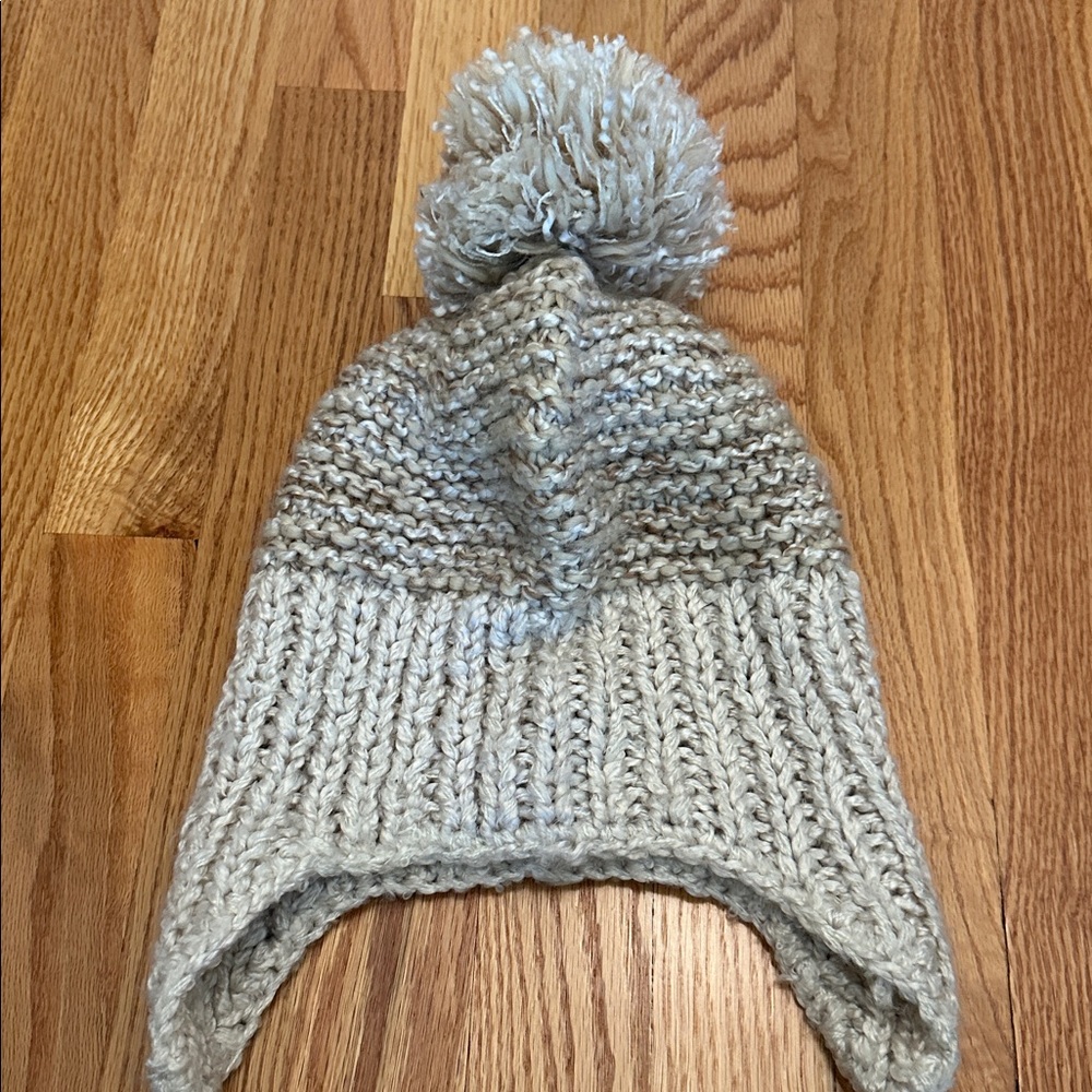 Tan Hat - Picture 3 of 5